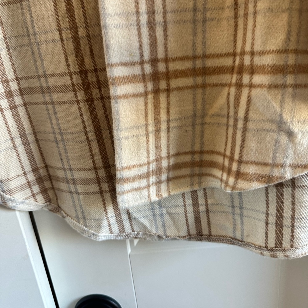 Plaid Button-Up Jacket - Picture 5 of 9
